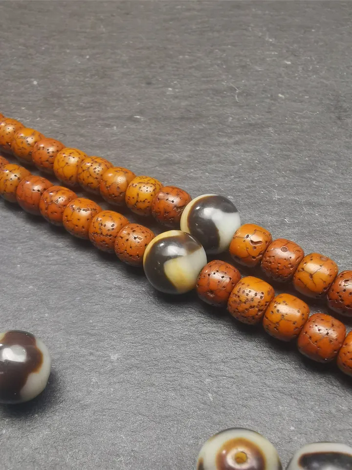 Gandhanra Tibetan Mandala 3 Eyes Dzi,Tiger Tooth Dzi, Bead Accessories,Dzi Spacer Beads,Marker Beads for Mala,Necklace,Amulet,0.4" × 0.4"
