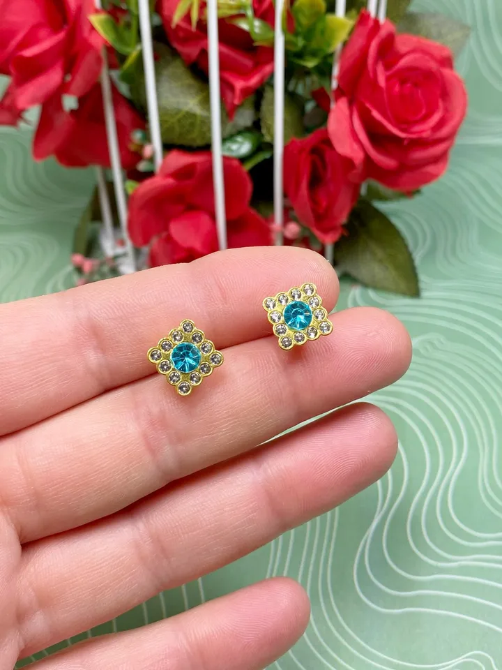 Stud earrings. Handmade jewelry.