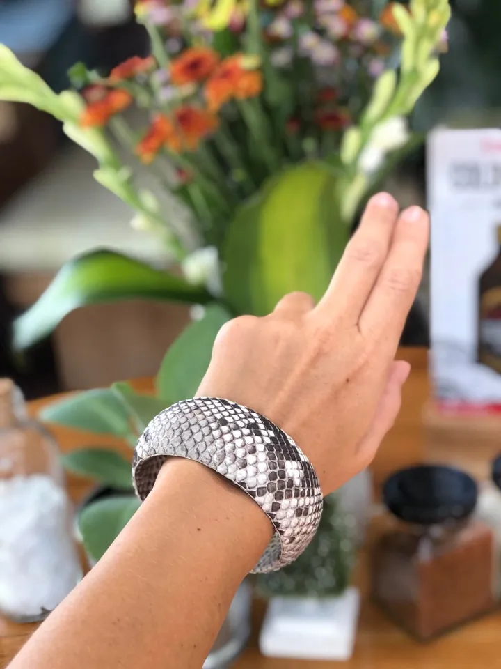 FAST SHIPPING Genuine python skin round bracelet, pythonskin leather bracelet, bangle gray leather bracelet, wide bracelet python