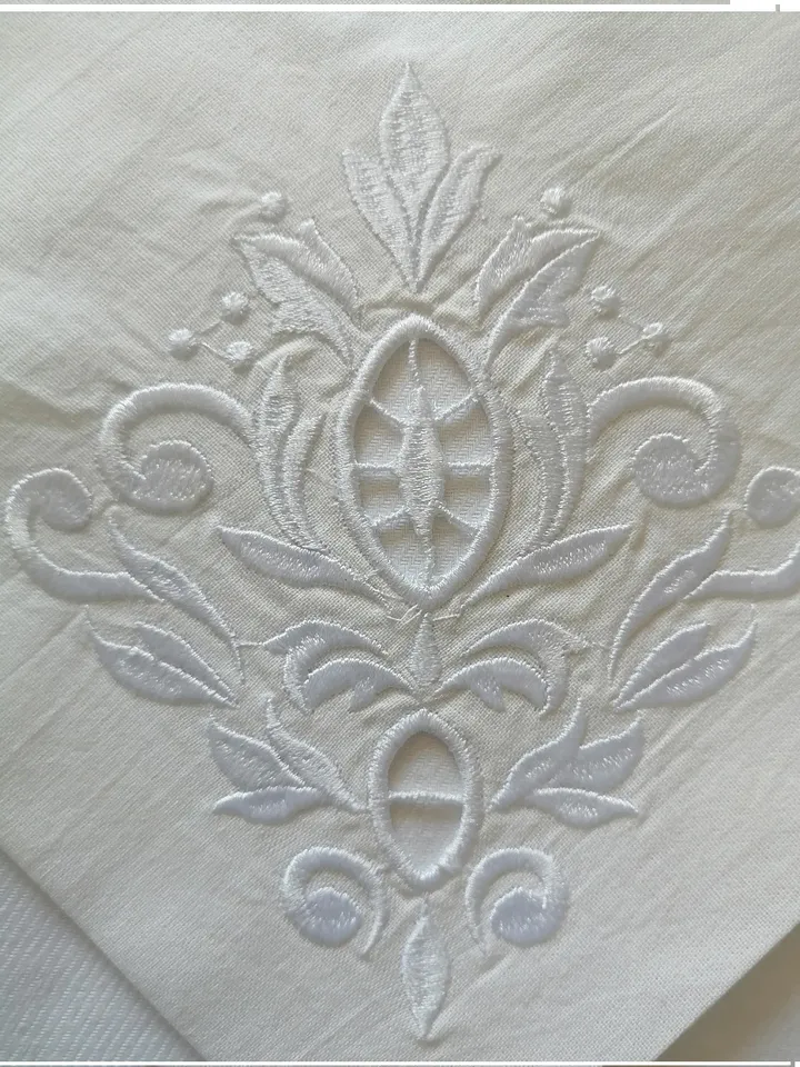 Monogram Damascus Richelieu 5,14*5,91 Embroidery Design