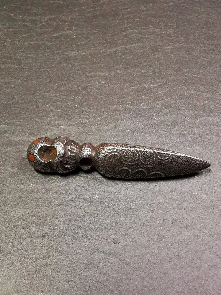 Gandhanra Handmade Skull Phurba Amulet,Kila - Dorje Phurba,Tibetan Budhist Ritual Implement Pendant,Made of Cold Iron,2.24"