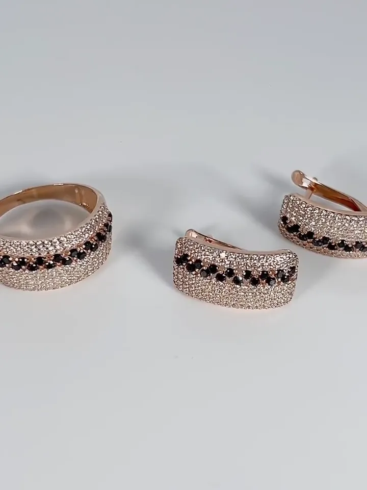 Ring 925 silver gold plated with spinel and cubic zirconia