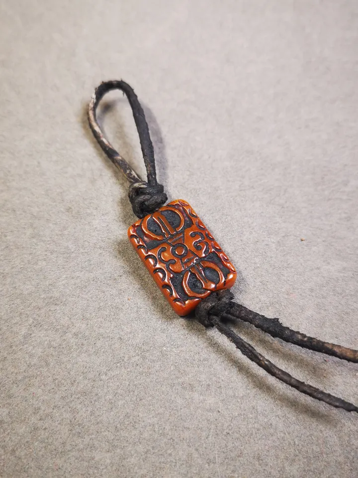 Gandhanra Tibetan Buddhism Vajra Pendant,Hand Carved Yak Bone Dorje Amulet