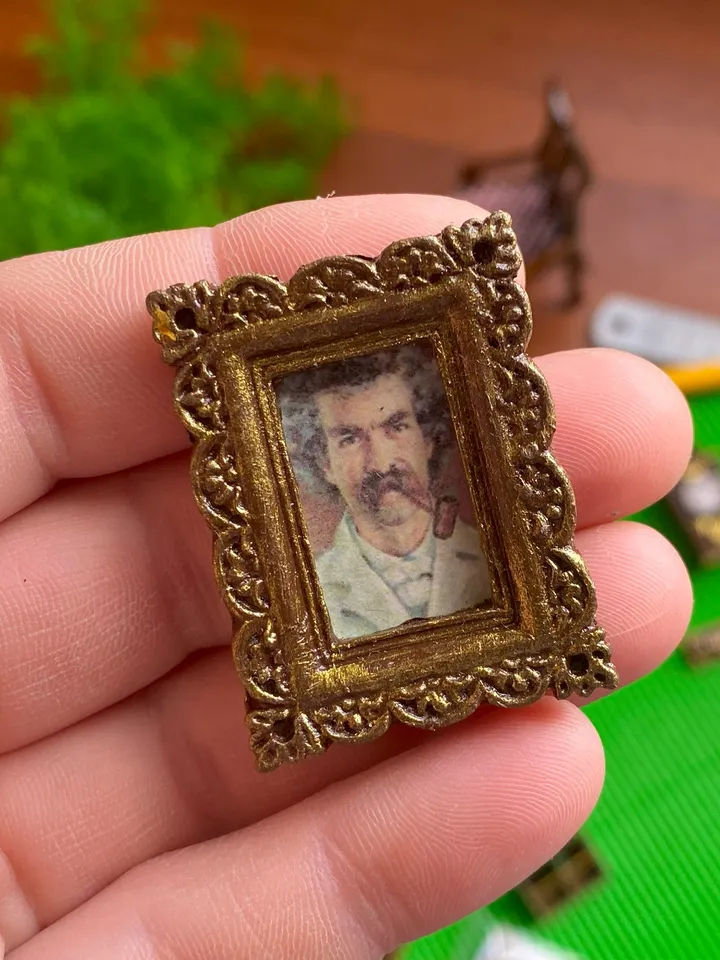 A set of photo frames for a dollhouse. Dollhouse miniature. 1:12. Dollhouse accessories.