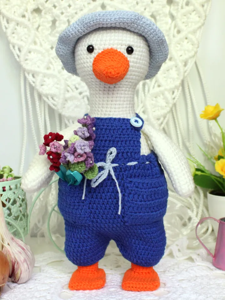 Goose crochet pattern PDF in English Amigurumi toy garden goose crochet tutorial