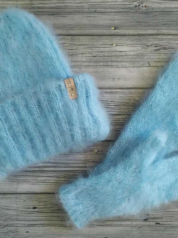 Fluffy knitted hat and mittens