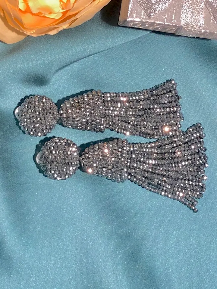 Short Tassel Beaded Earrings clip-on