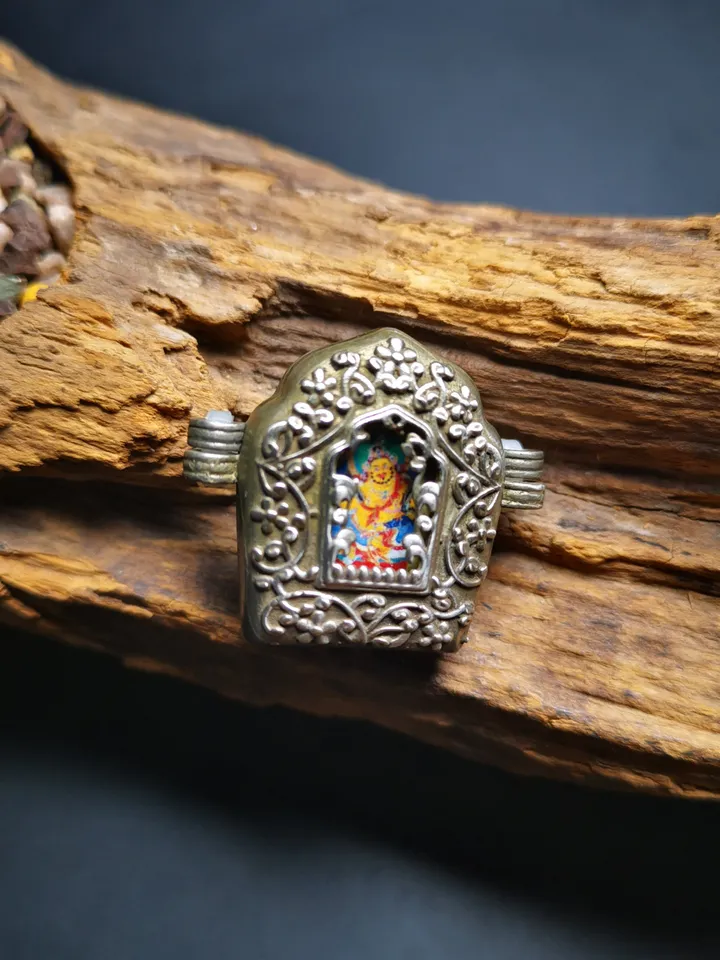 Gandhanra Antique Handmade Gau Ghau Shrine, Yellow Jambhala Mini Tibetan Buddhist Altar Amulet Pendant,Made of White Copper