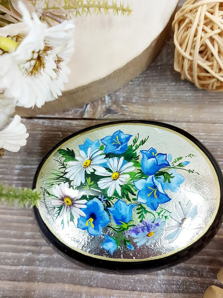Beautiful Russian Lacquer Box "Wildflower" 2.36*3.2.Fedoskino Mother of pearl Hand painted.jewelry box.Gift for cat lovers.Art gifts.For her