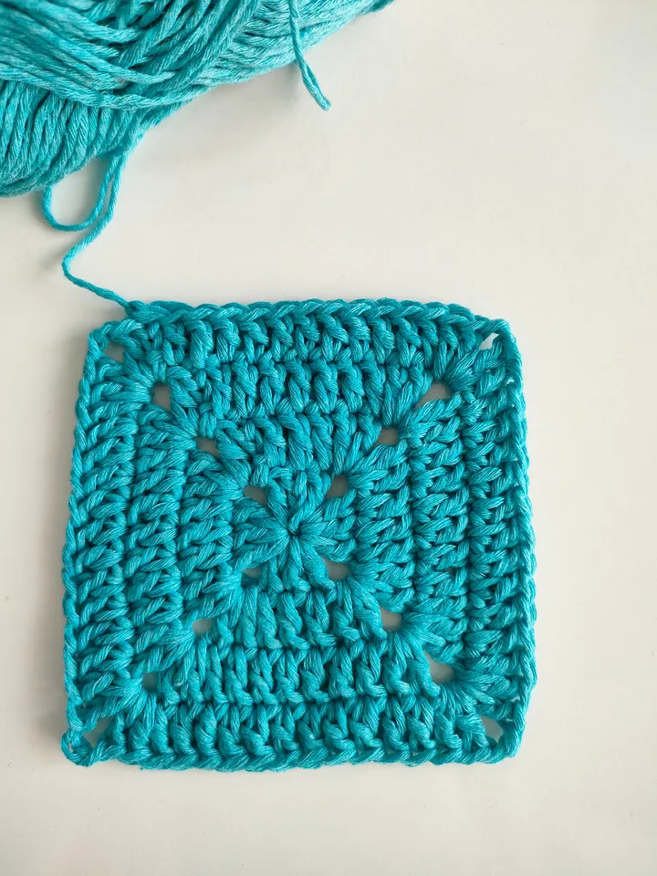 Classic granny square, basic granny square, beginner crochet pattern