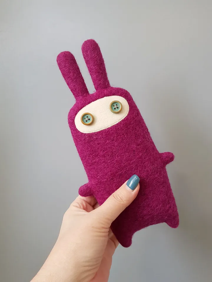 Big pink rabbit sewing pattern PDF digital tutorial in English, animal doll sewing diy