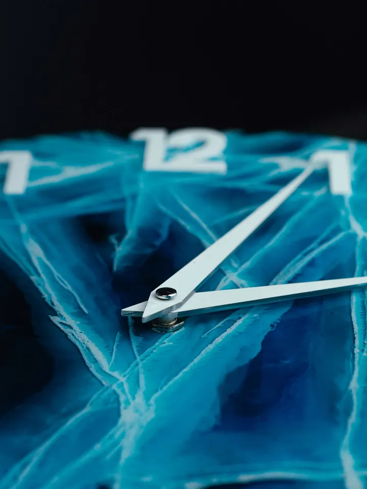 wall clock "Ice of Baikal"