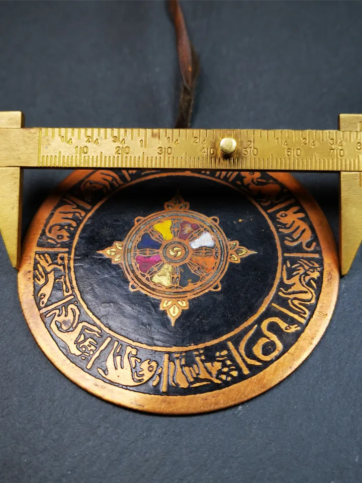 Gandhanra Handmade Tibetan Budhist Amulet Plate,Prayer Wheel,Dharma Chakra,2.95"