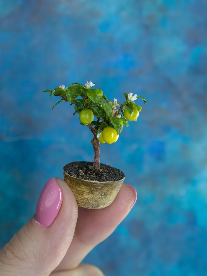 MINIATURE Lemon tree in a ceramic pot | Dollhouse miniatures