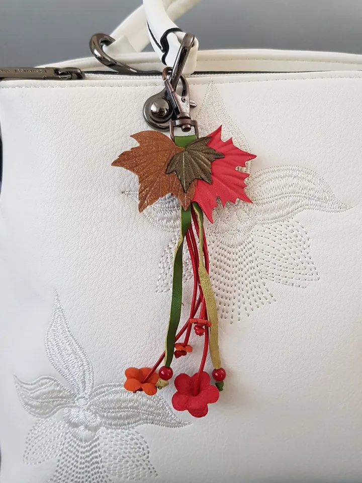 Red maple Leaf Keychain Leather tassel charm Leather Pendant, art 4