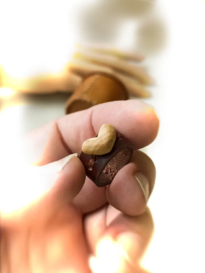 Leather Ring with Natural Juniper Wood Heart | Handmade Boho Jewelry | Eco-Friendly Accessory
