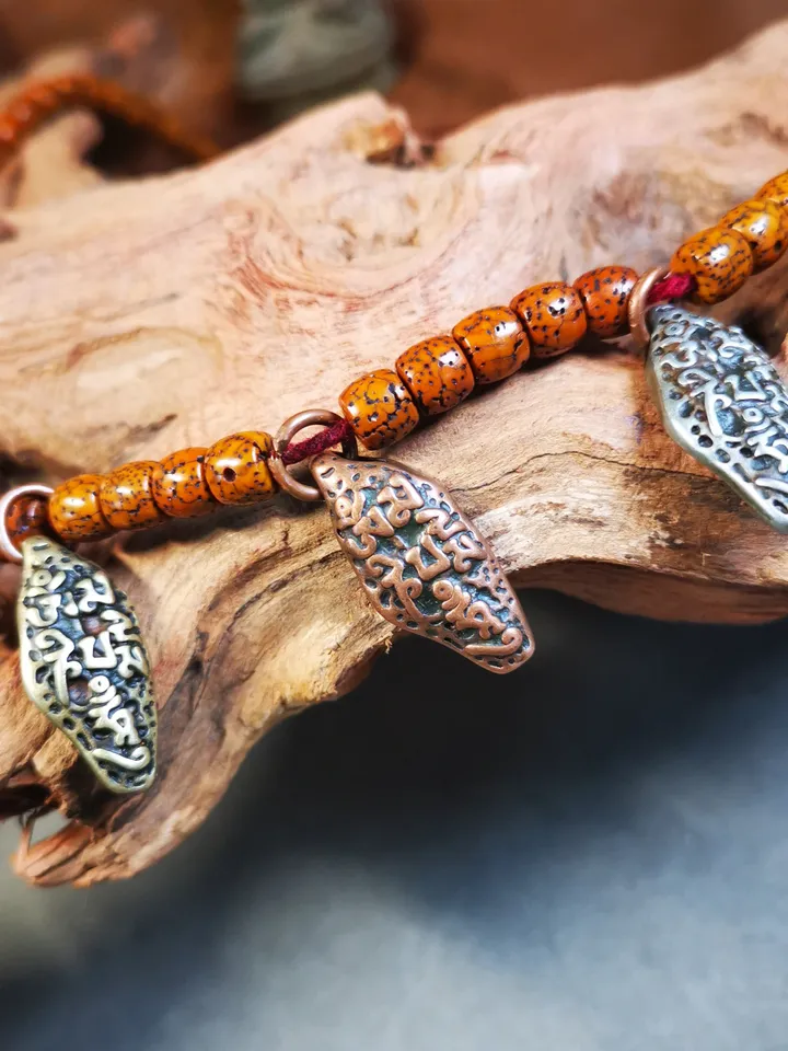 Gandhanra Handmade Mala Counter Pendant,OM Bead Amulet, Prayer Beads Accessories,Made of Cold Iron