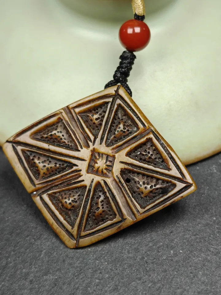 Authentic Vajra Mandala Kapala Pendant,Gandhanra Old Tibetan Buddhism Amulet,Protective Charm,38mm × 32mm