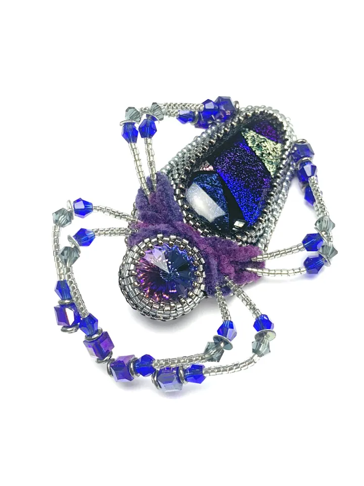 Purple spider brooch, Beaded insect brooch