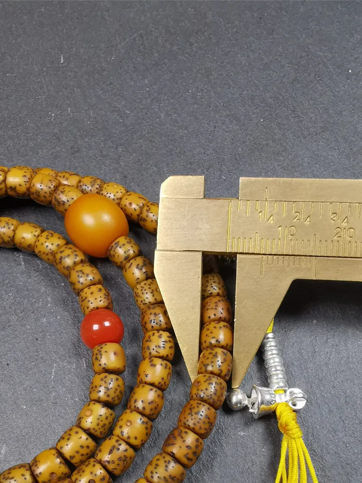 Gandhanra Old 108 Tibetan Lotus Seed Beads Mala,Prayer Beads Necklace for Meditation,Diameter 0.24", Circumference 23"