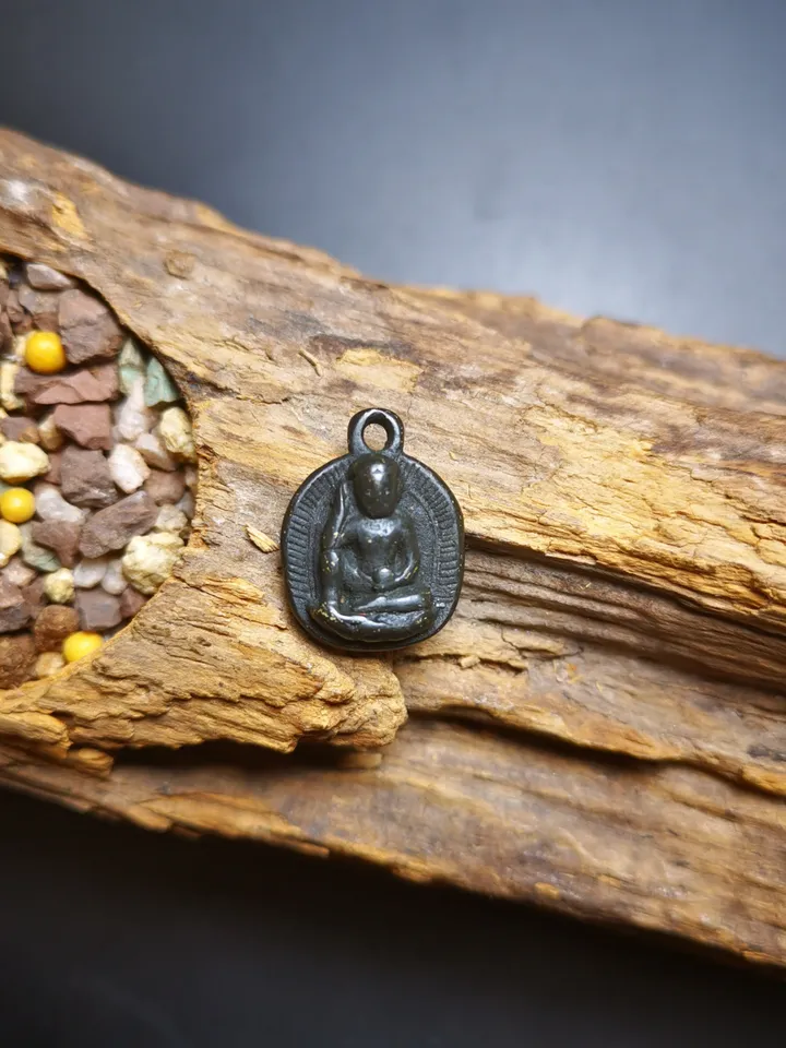Gandhanra Handmade Amulet,Jetsun Milarepa Pendant, Mala Pendant, Prayer Beads Accessories,Made of Cold Iron