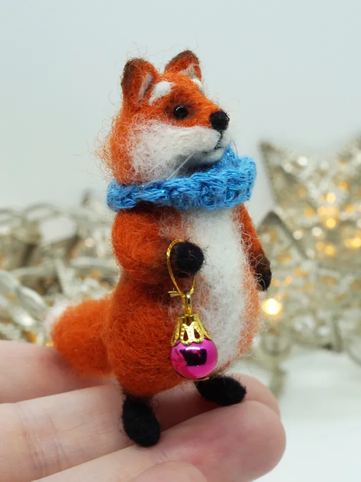 Rooney the fox, miniature needle felted animal, gift for Christmas, made to order