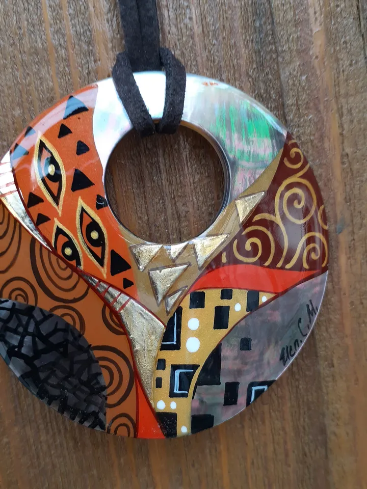 Elegant Abstraction: Mother-of-Pearl Ring Pendant with Gustav Klimt Inspired Art, Hand-painted miniatures in the style of Great Painters