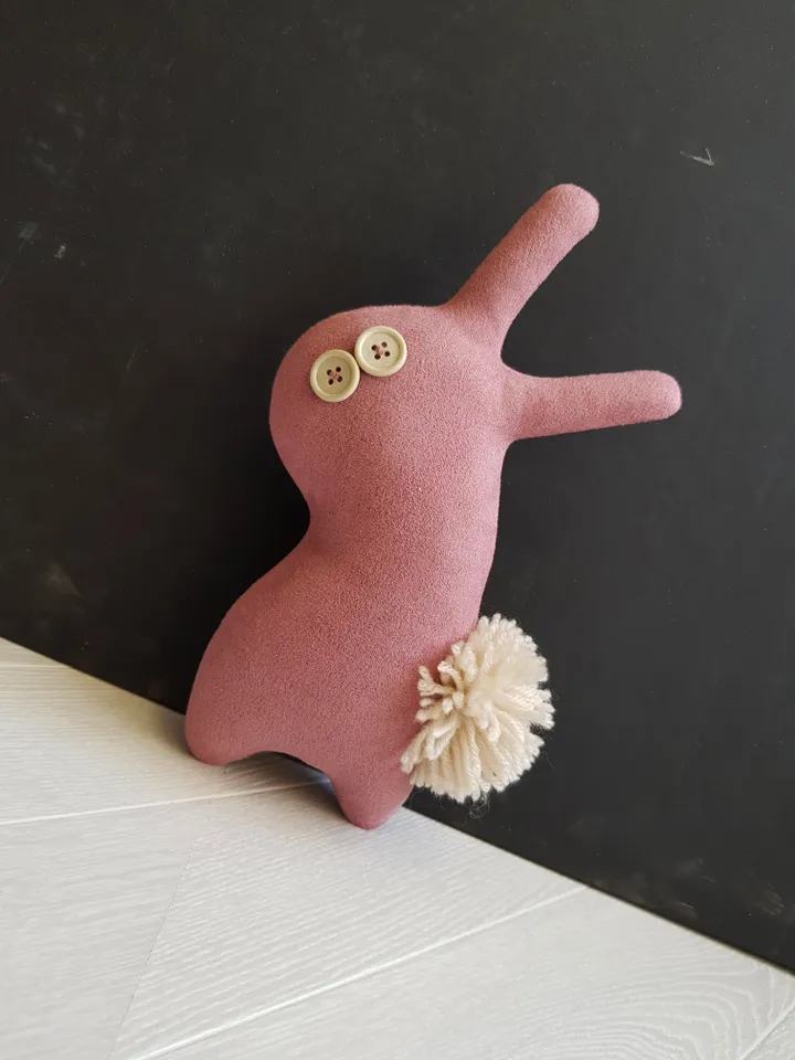 Bunny doll sewing pattern PDF digital tutorial in english, stuffed animal sewing diy