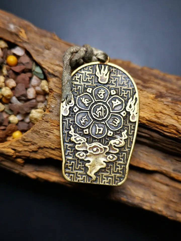 Gandhanra Tibetan Buddhist Amulet,Shakyamuni Pendant,Gautama Buddha Pendant,Made of Brass