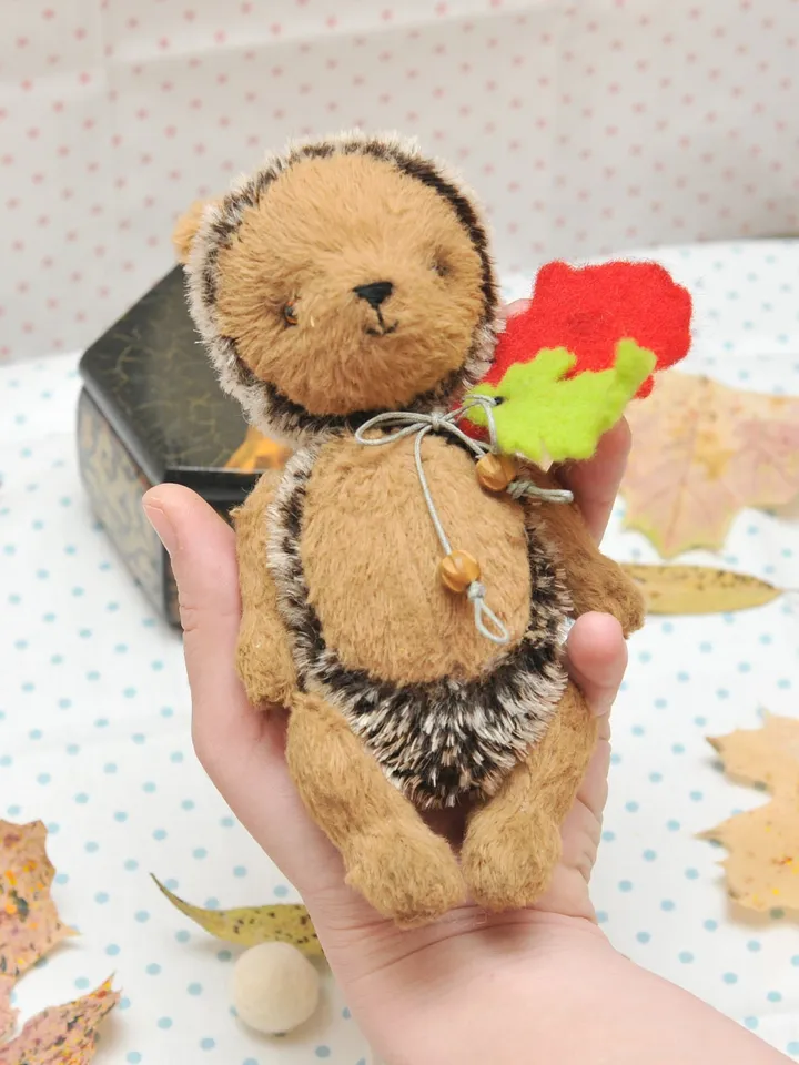 PDF Sewing ePattern and Instructions 7" Hedgehog/ DIY pattern for fully jointed hedge/ artist author' hedgehog pattern