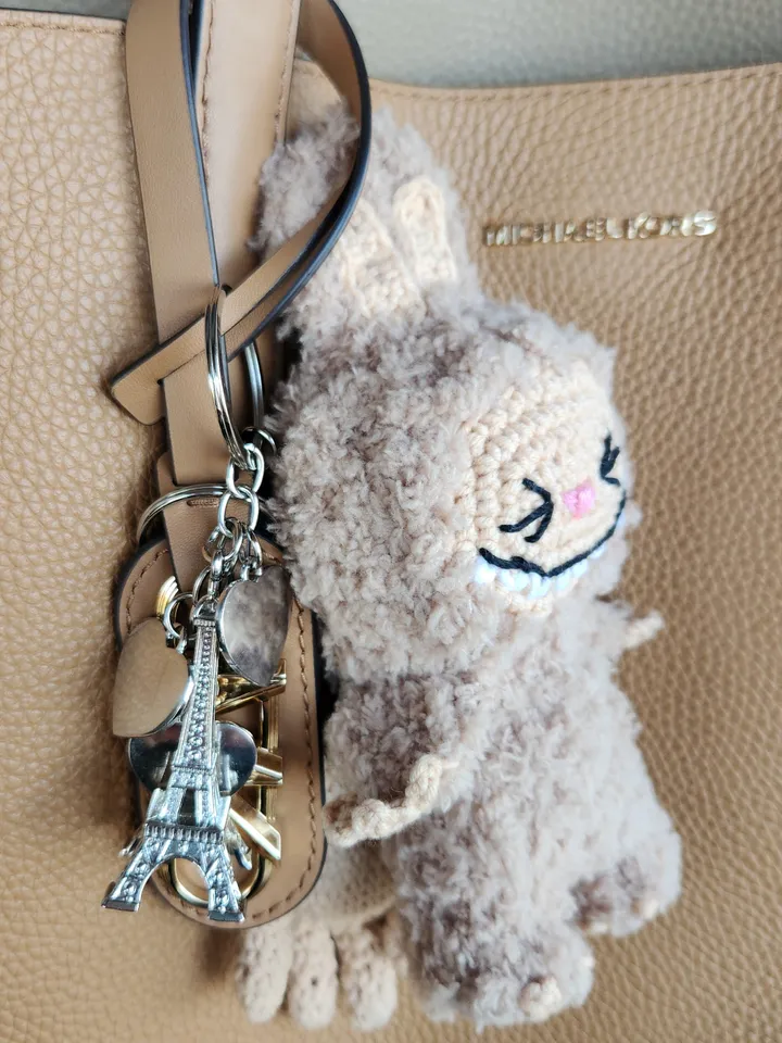 Labubu Charm Bag Crochet Pattern & Face Embroidery Video Guide