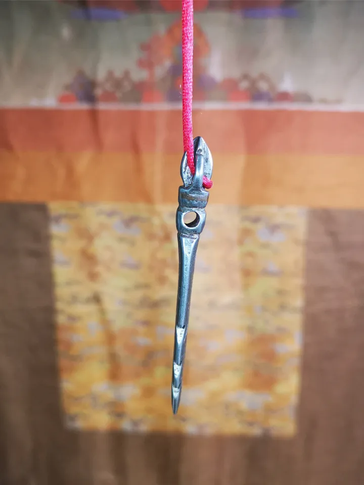 Gandhanra Vintage Tibetan Buddhism Amulet,Fire Vajra Sword of Wisdom Buddha Manjushri, Made of Cold Iron,2.8"