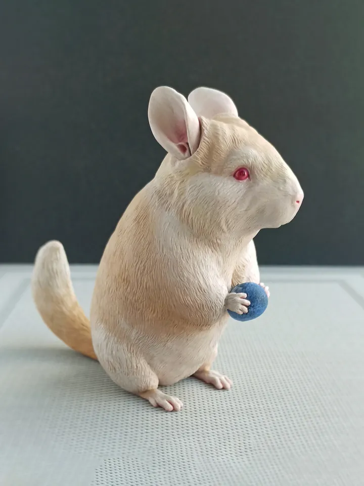 Custom memorial Chinchilla sculpture