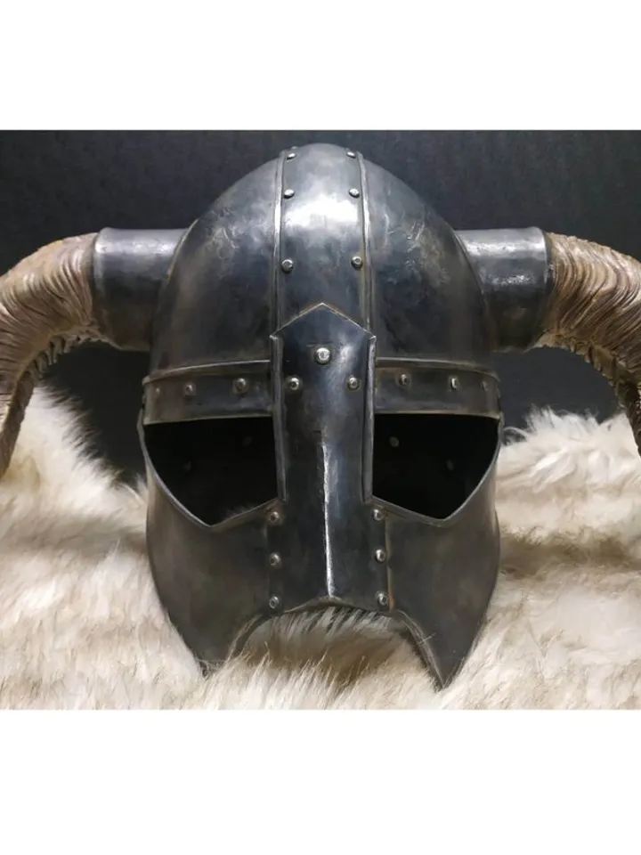 Skyrim helmet - custom - Steel helmet - viking helmet - helmet with horns - stee