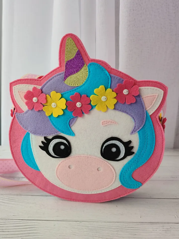 Felt bag and cosmetics set pattern, PDF sewing pattern ideas for girl, Felt makeup game tutorial