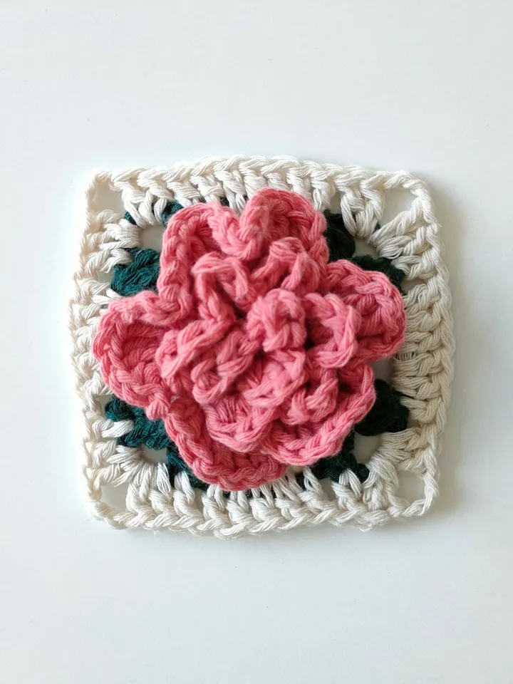 Granny square crochet pattern, 3D flower granny square, rose crochet pattern