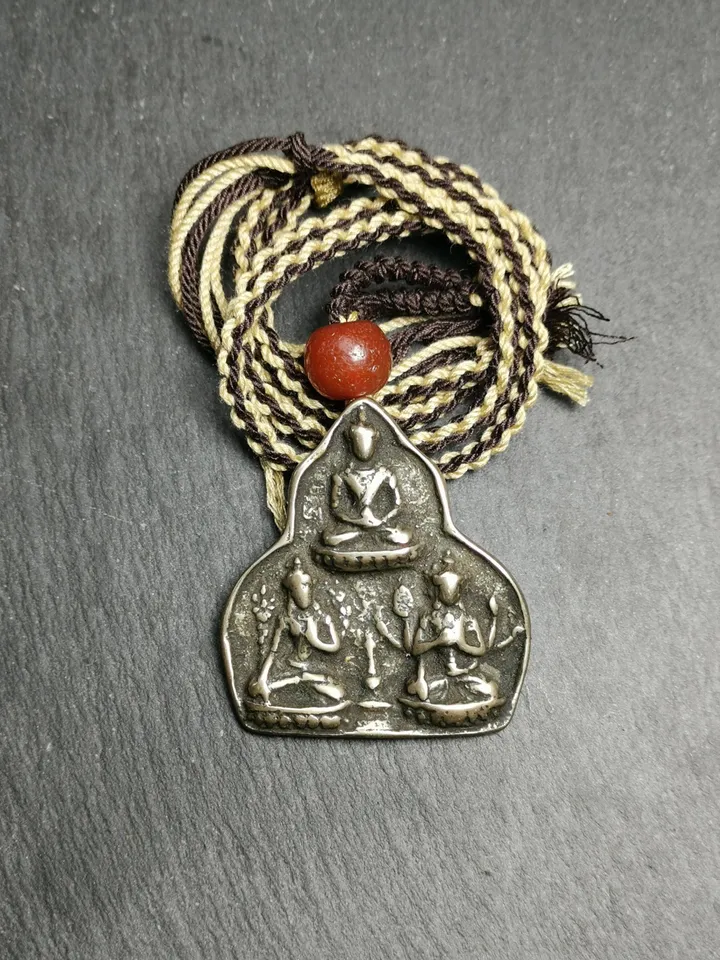 Gandhanra Vintage Tibetan Buddha Statue Pendant,3 Longevity Bodhisattvas - Amitayus,White Tara,Unisavijaya,Protective Amulet,40 Years Old