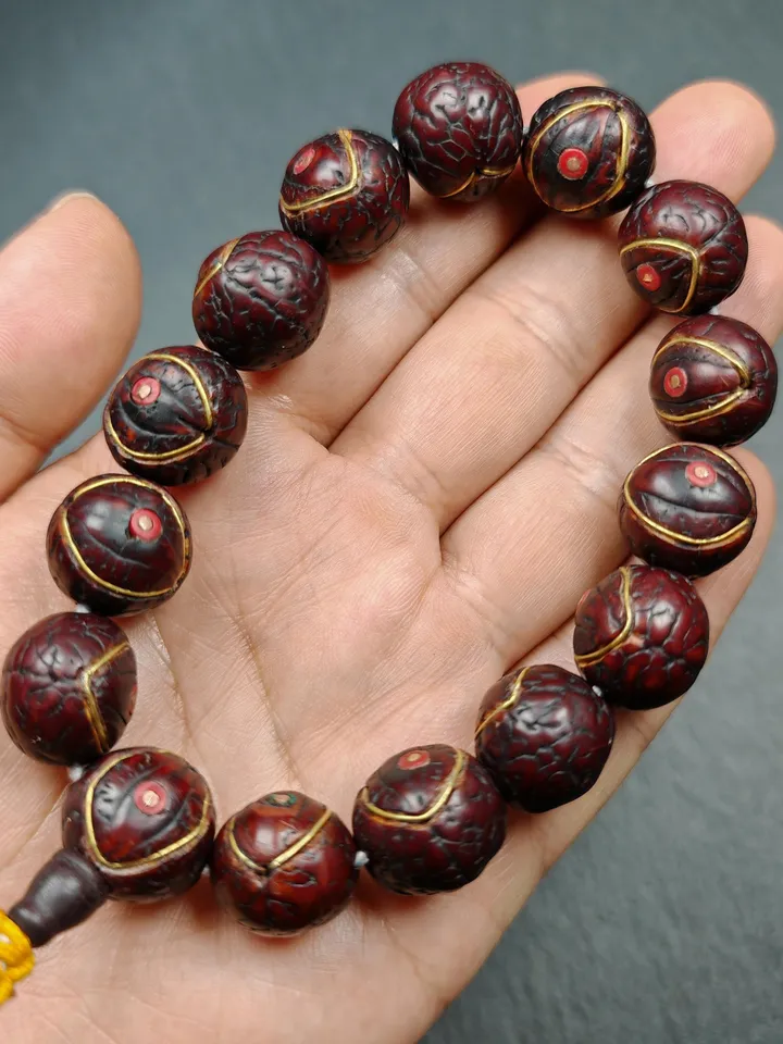 Gandhanra Unique Tibetan Wrist Mala,Old Bodhi Beads Bracelet,Inlaid Copper Wire and Agate,Diameter 17mm,Circumference 20cm