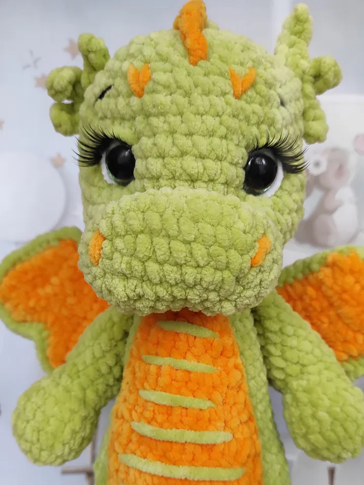 Plush dragon toy