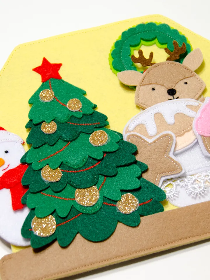 Christmas house with finger puppets. Quiet book