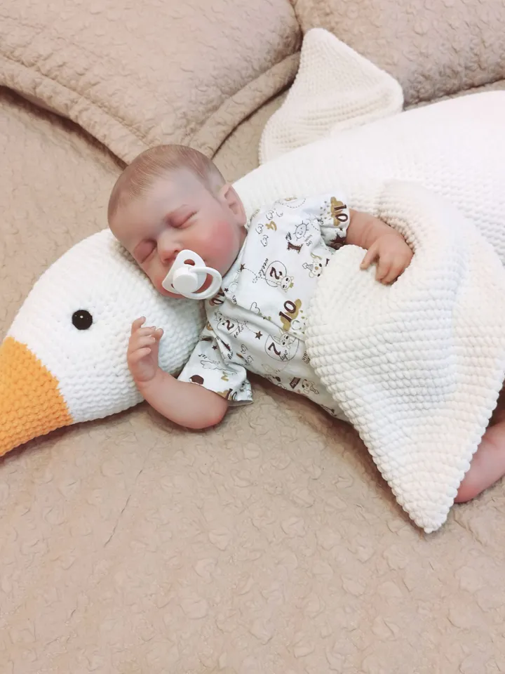 Crochet pattern big Goose 47 inch / Amigurumi Big Goose for Hugs / Pattern in English / Scandi-Style Nursery Décor