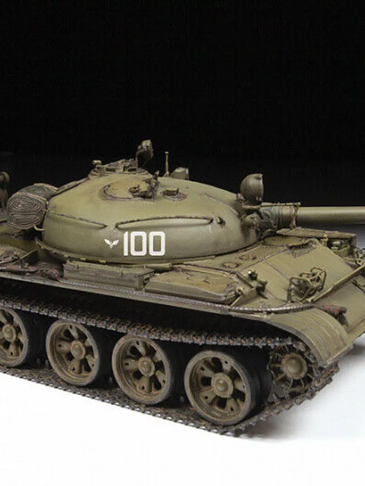 Original Zvezda 3622 Soviet Main Battle Tank T-62 Plastic Scale Model 1:35 NEW BOX