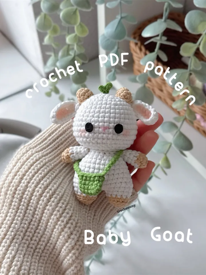 crochet pattern baby goat with bag, crochet animal, goat crochet, keychain crochet pattern, PDF file, US terms