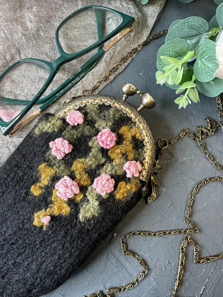 Glasses case with embroidery