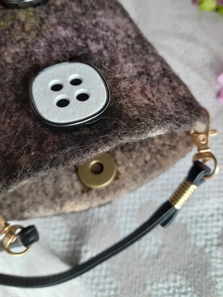Crossbodi bag
