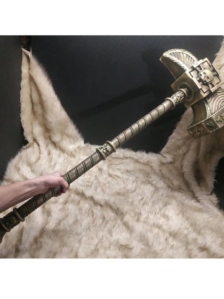 Ghal Maraz cosplay - Karl Franz - magical warhammer - Warhammer Fantasie Battle
