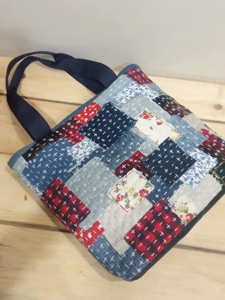 Quilted bag, patchwork bag, handmade bag, small handbag made of cotton and jeans, quilted textile handbag ,tote bag,