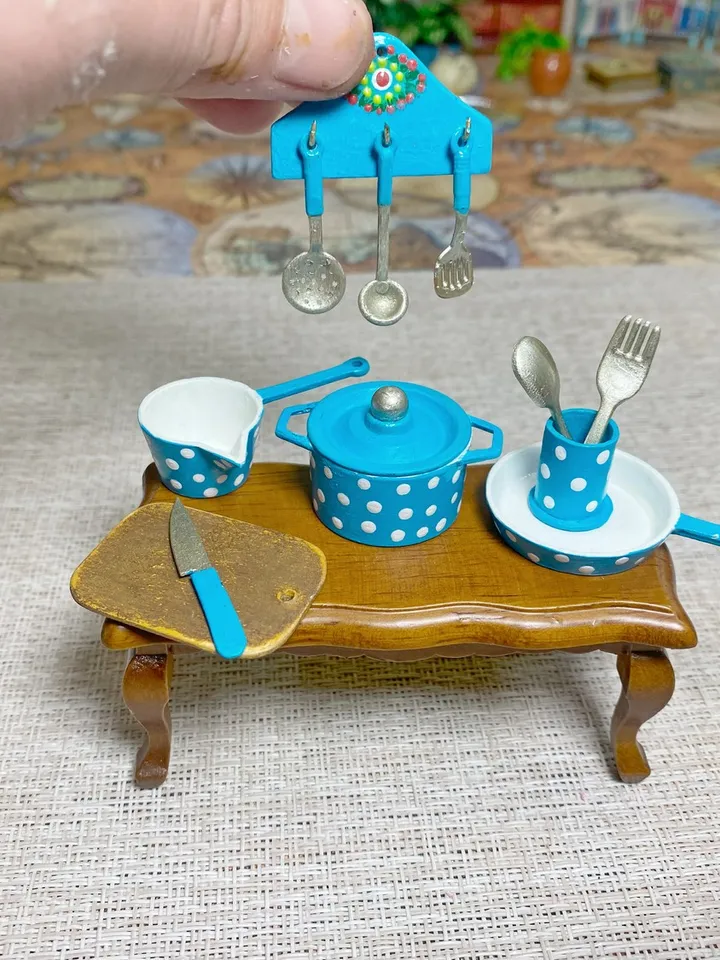Doll dishes for doll kitchens. 1:12. Dollhouse miniature. Handmade.