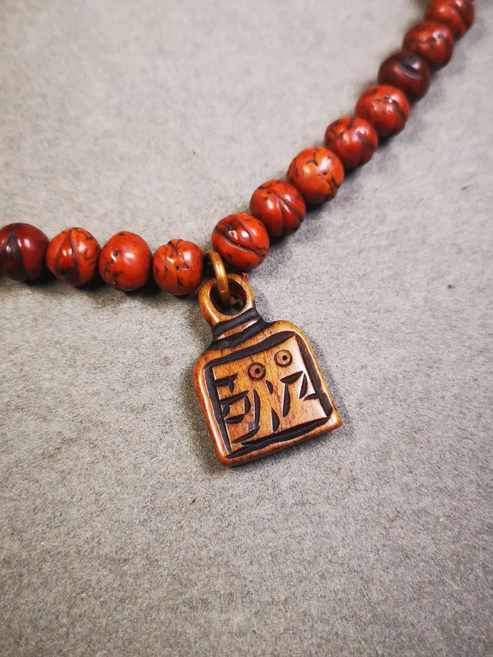 Yak Bone Carved Mantra Dot Mala Pendant,Bead Counter Clip, Prayer Bead Accessories,Gandhanra Tibetan Amulet
