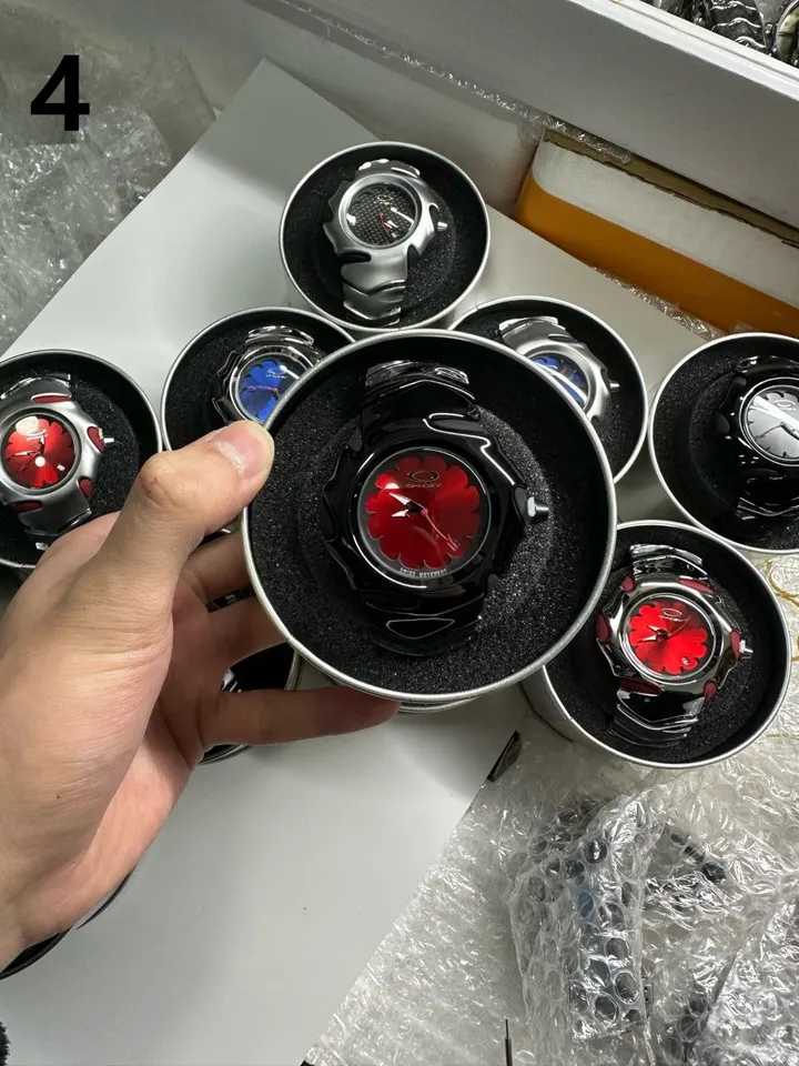 Oakley Blade Y2K vintage watch - 11 unique colors! Retro style, iconic design, rare models